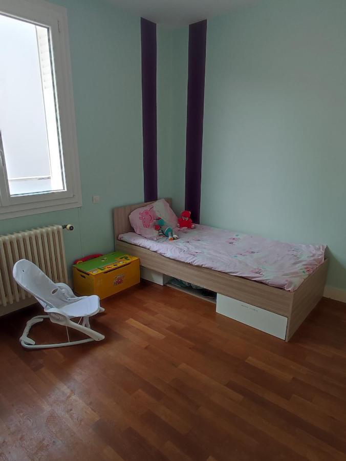 Agreable Appartement Familial Avec Jardin Blois Exterior photo
